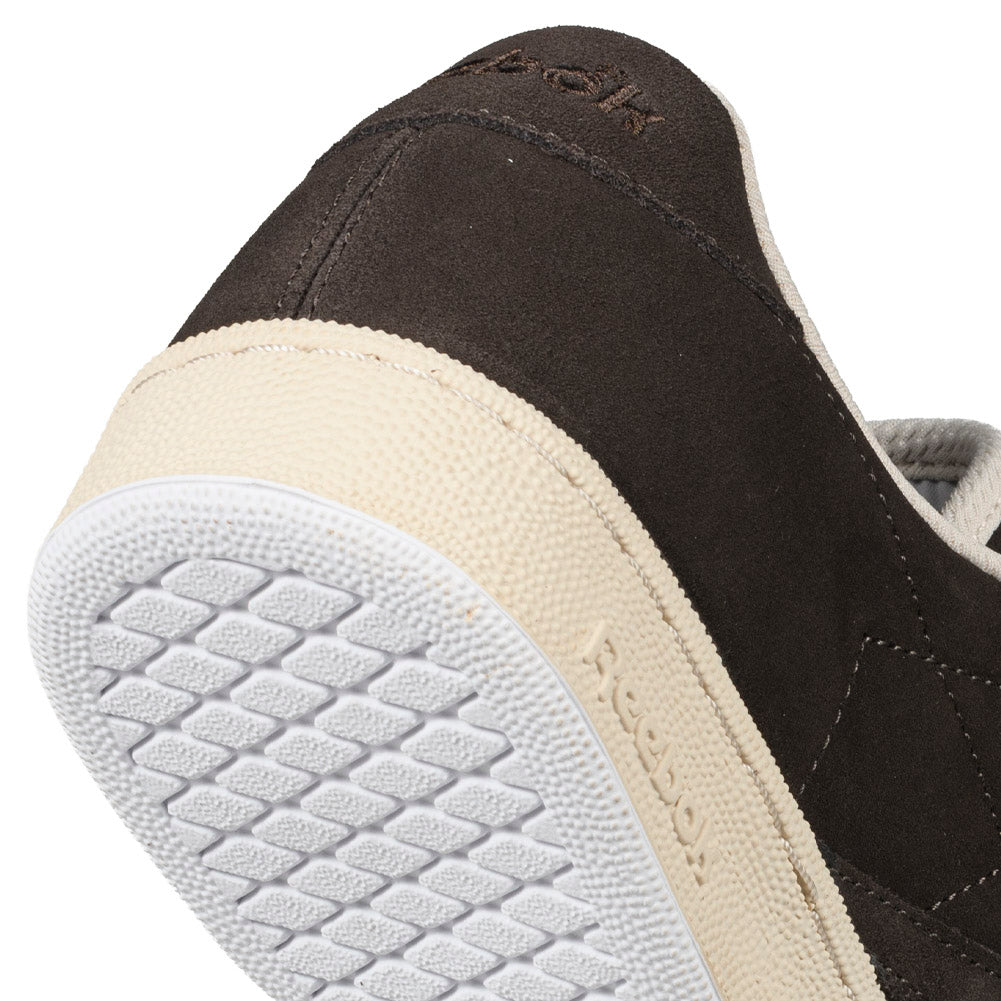 Reebok x SNEEZE Club C Grounds Unisex Leder Sneaker HP6471